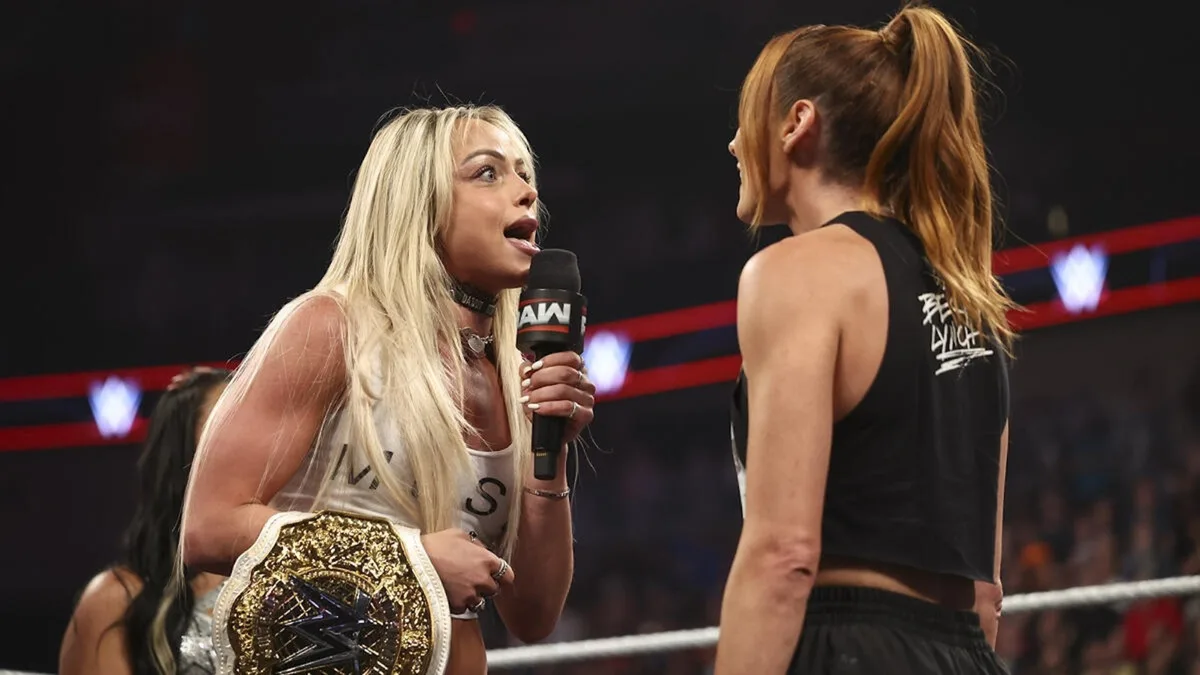 ベッキー・リンチ＆ステファニー・バケール電撃復帰！ 8/10週のWWE勝者と敗者