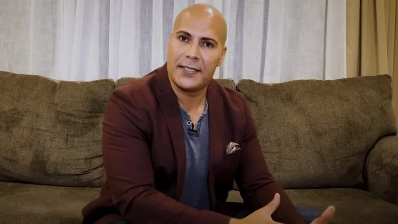 元WWEスター・メイヴンが暴露！スチールチェア攻撃の“最適な狙い所”とは