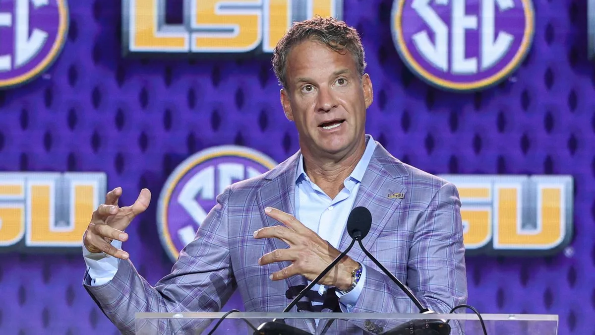 LSU、13位発進もKiffin体制に疑問符？コーチ投票で見えた本音