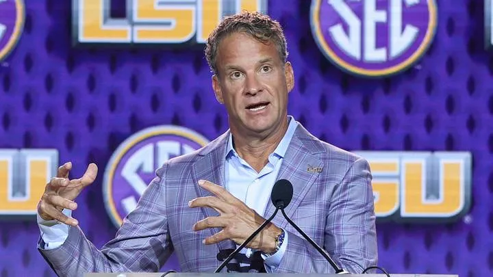 LSU、13位発進もKiffin体制に疑問符？コーチ投票で見えた本音
